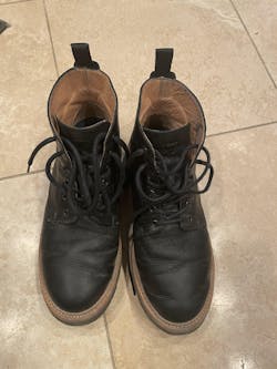 Kern - Black & Black